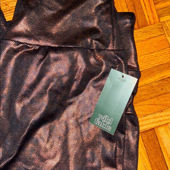 Cheetah print metallic shiny Leggings - Picture 3 of 3